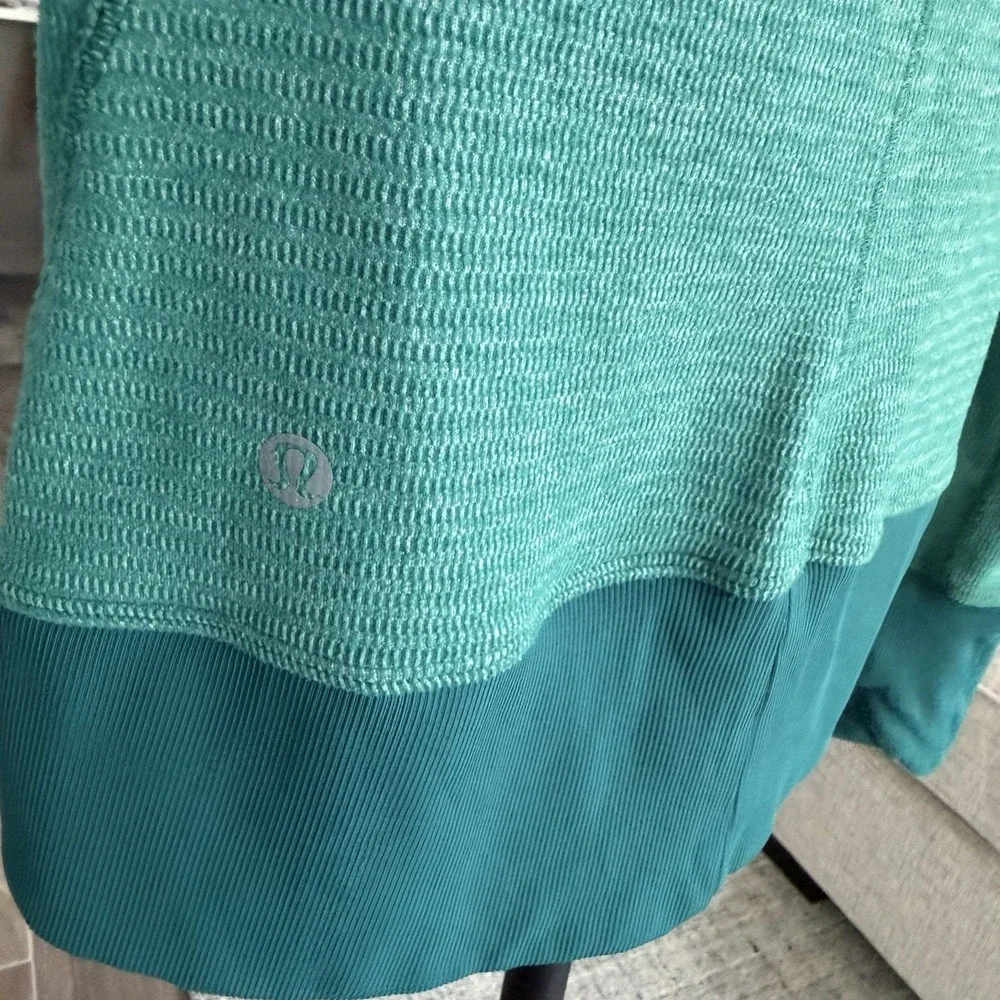 Lululemon Pullover Womens Sz Small Green‎ Quarter Zip Stretch